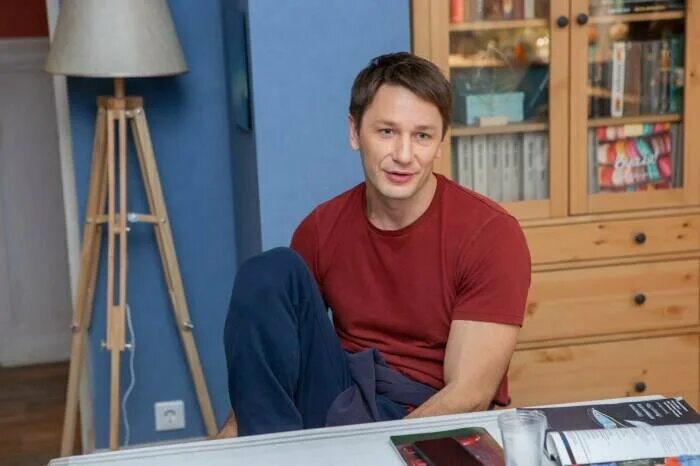 Александр константинов актер биография личная жизнь фото На что потратил пожизненный гонорар герой реалити-шоу "Голод" Александр Констант