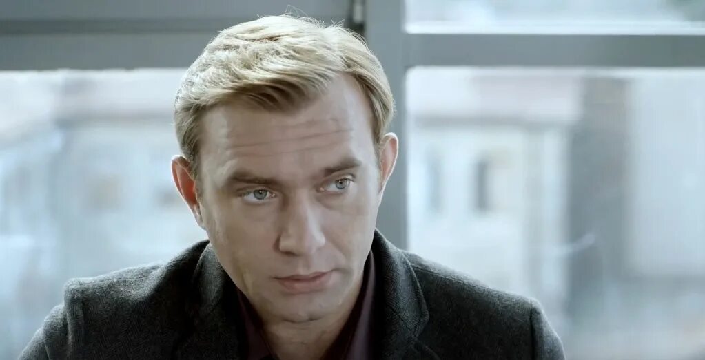 Александр кудренко в сериале невский фото Погоня за тремя зайцами (2015) - актеры и роли - Александр Кудренко - российские
