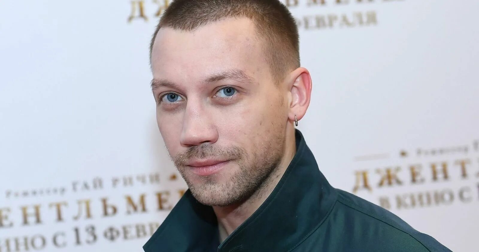 Александр кузнецов актер фото Александр Кузнецов подтвердил участие в третьем эпизоде "Фантастических тварей" 