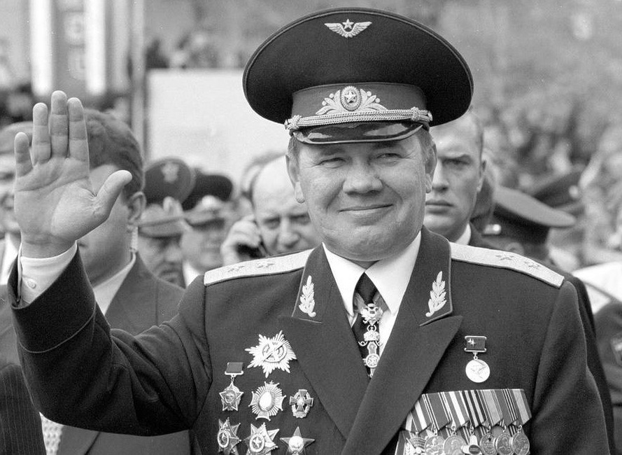 Александр лебедь фото Александр Лебедь - Иванович, генерал, биография, сын, жена, гибель, Россия, как 
