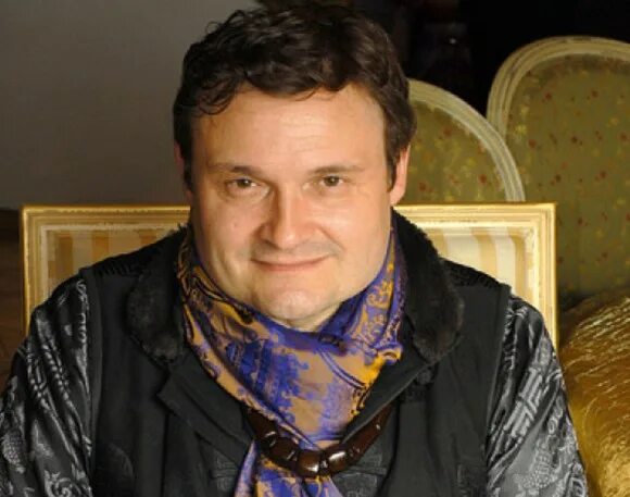 Александр васильев актер фото Историк моды Александр Васильев в гостях у Города Прима - Прима