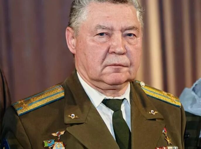 Александр васильевич фото Ушел из жизни Герой России, легенларный десантник Александр Маргелов