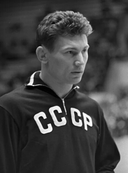 Александр васильевич медведь фото Александр Медведь: "С возрастом начинаешь ценить каждую минуту" Александр Василь