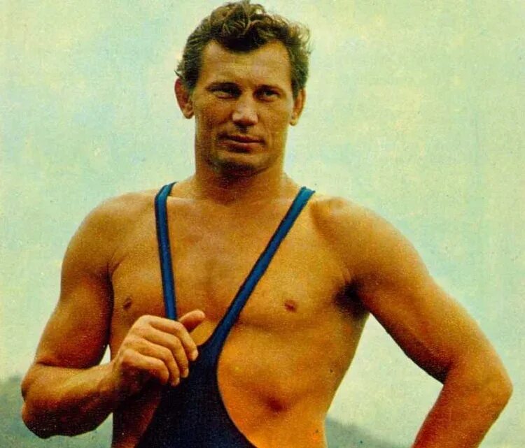 Александр васильевич медведь фото БГУИР - Новости - Олимпийский чемпион Александр Медведь празднует 85 лет!