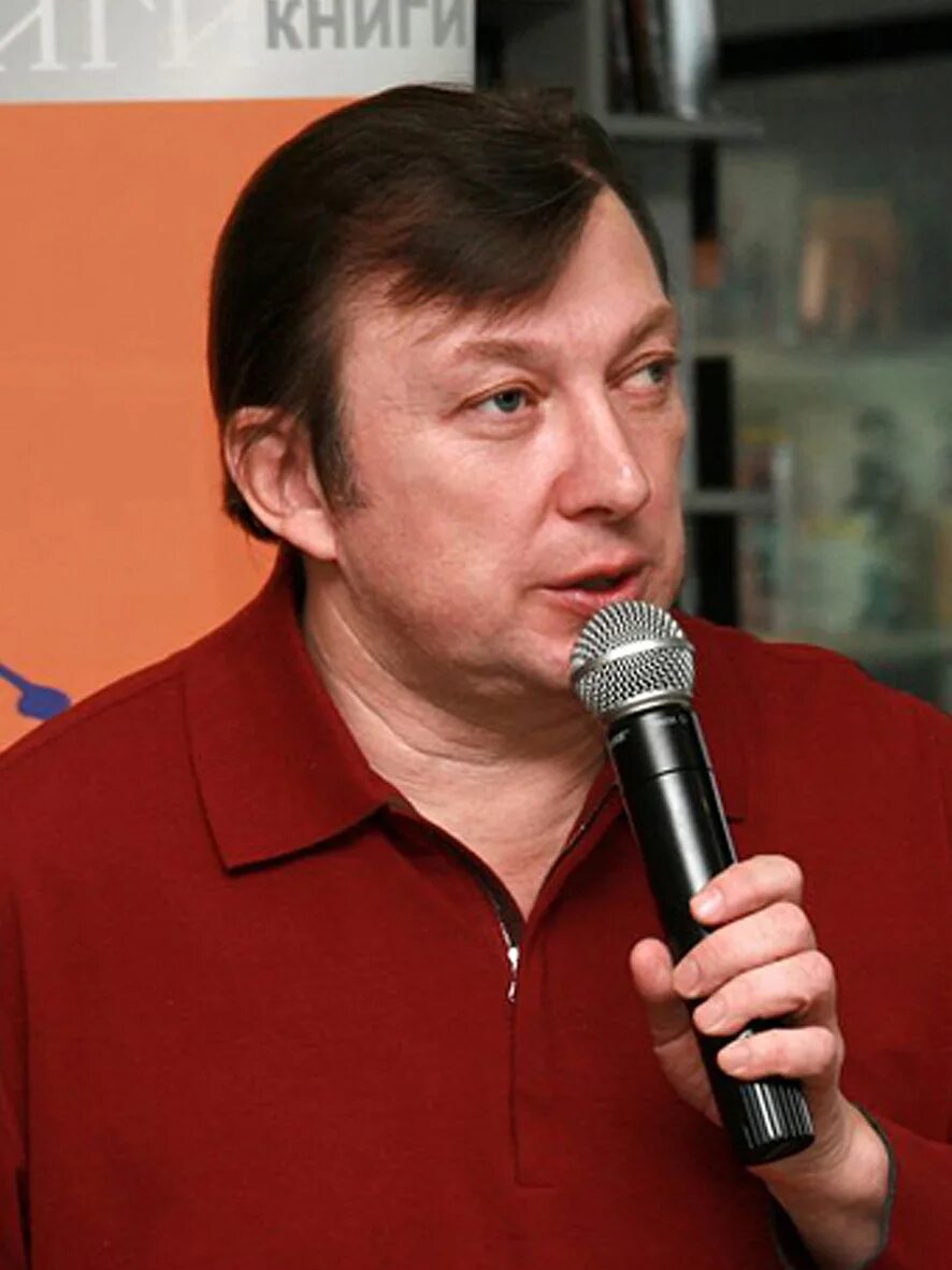 Александр владимиров фото У меня предполагался в жизни совершенно иной путь" Интервью с Нобелевским номина