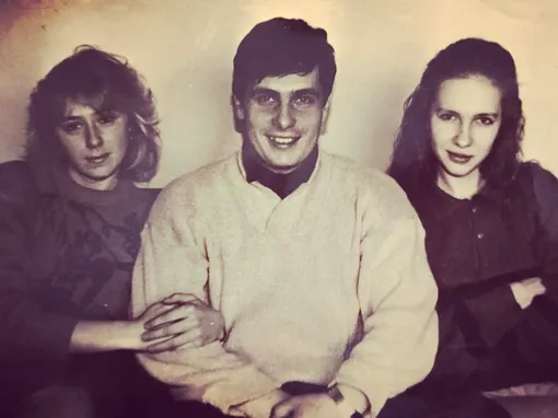 Александр владимирович шишинин дочь и жена фото Александр Шишинин Биография продюсера группы "Комбинация" Фото Личная жизнь Убий