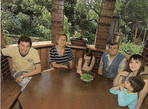 Александр волков актер дети фото Творческий успех и семейное счастье артиста из фильма "Возвращение Мухтара". Але