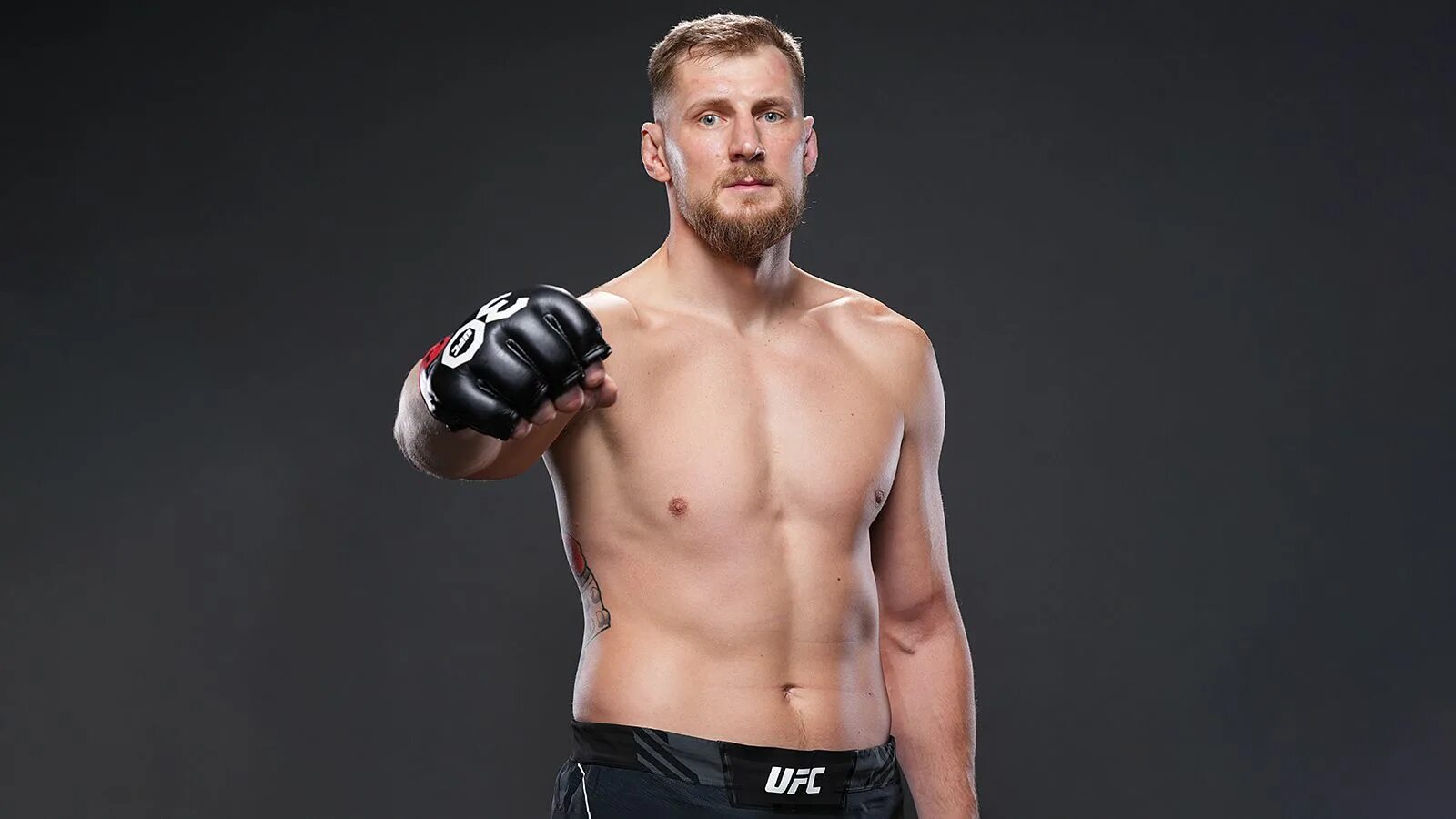 Александр волков сейчас фото Российский тяжеловес UFC объяснил, почему готовится к боям в США - Sport24
