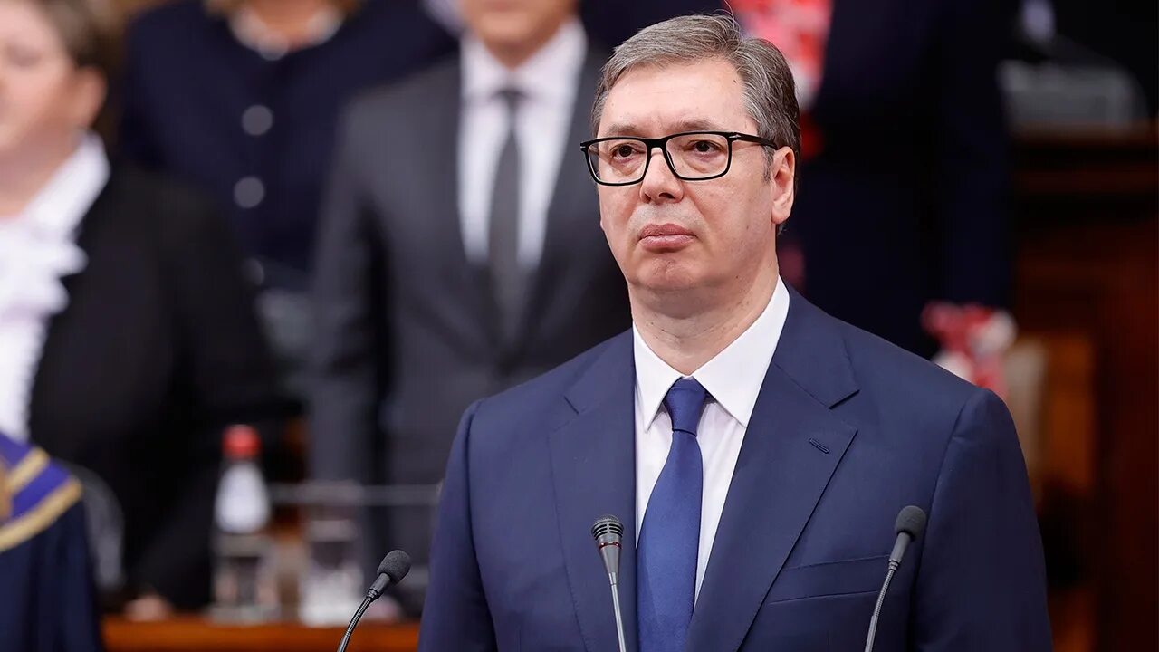 Александр вучич фото В Сербской прогрессивной партии заявили о готовности Вучича уйти с поста лидера