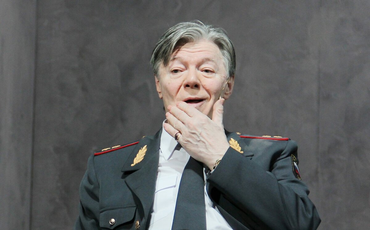 Александр збруев 2024 фото Многое теряю": Александр Збруев посетовал на свою "вечную молодость" FitnessGuid