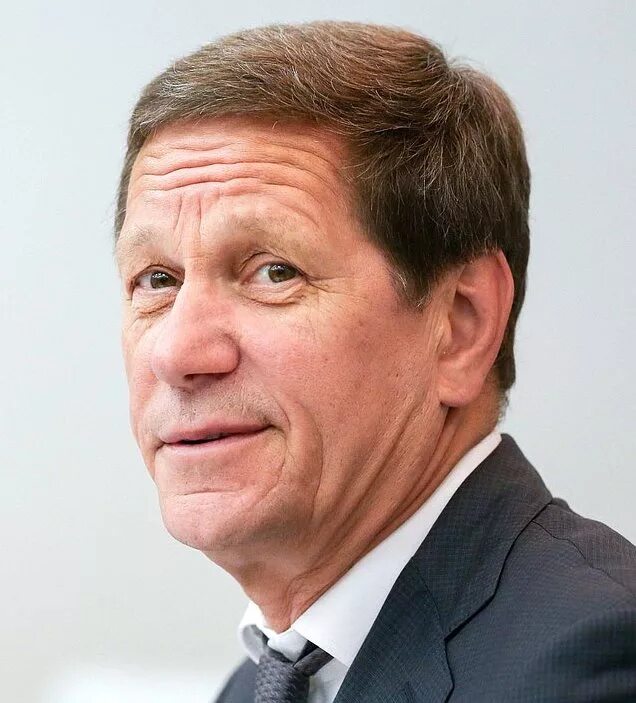 Александр жуков фото Файл:Alexander Zhukov 2018-07-12.jpg - Википедия