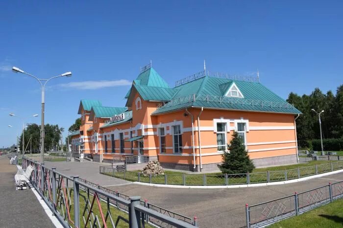 Алейск фото города Железнодорожный вокзал станции Алейская - Алейск
