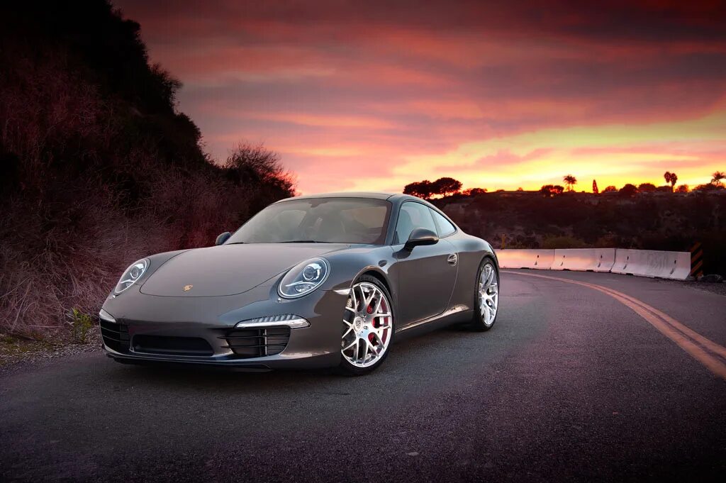 Качественное фото авто Avant Garde Wheels Porsche 911 Carrera S 991 AG Ruger Mesh Hyper Silver