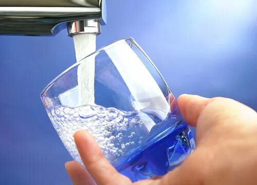 Качество воды фото Tap Water Glass Зображення - огляд 34,858 Стокові фото, векторні зображення й ві