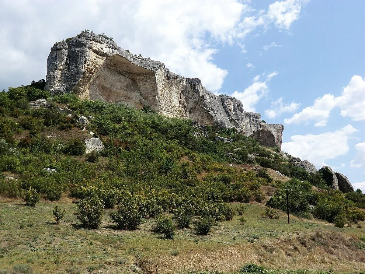 Качи кальон в крыму фото Файл:Пещерный монастырь Качи-Кальон1.JPG - Вікіпедія