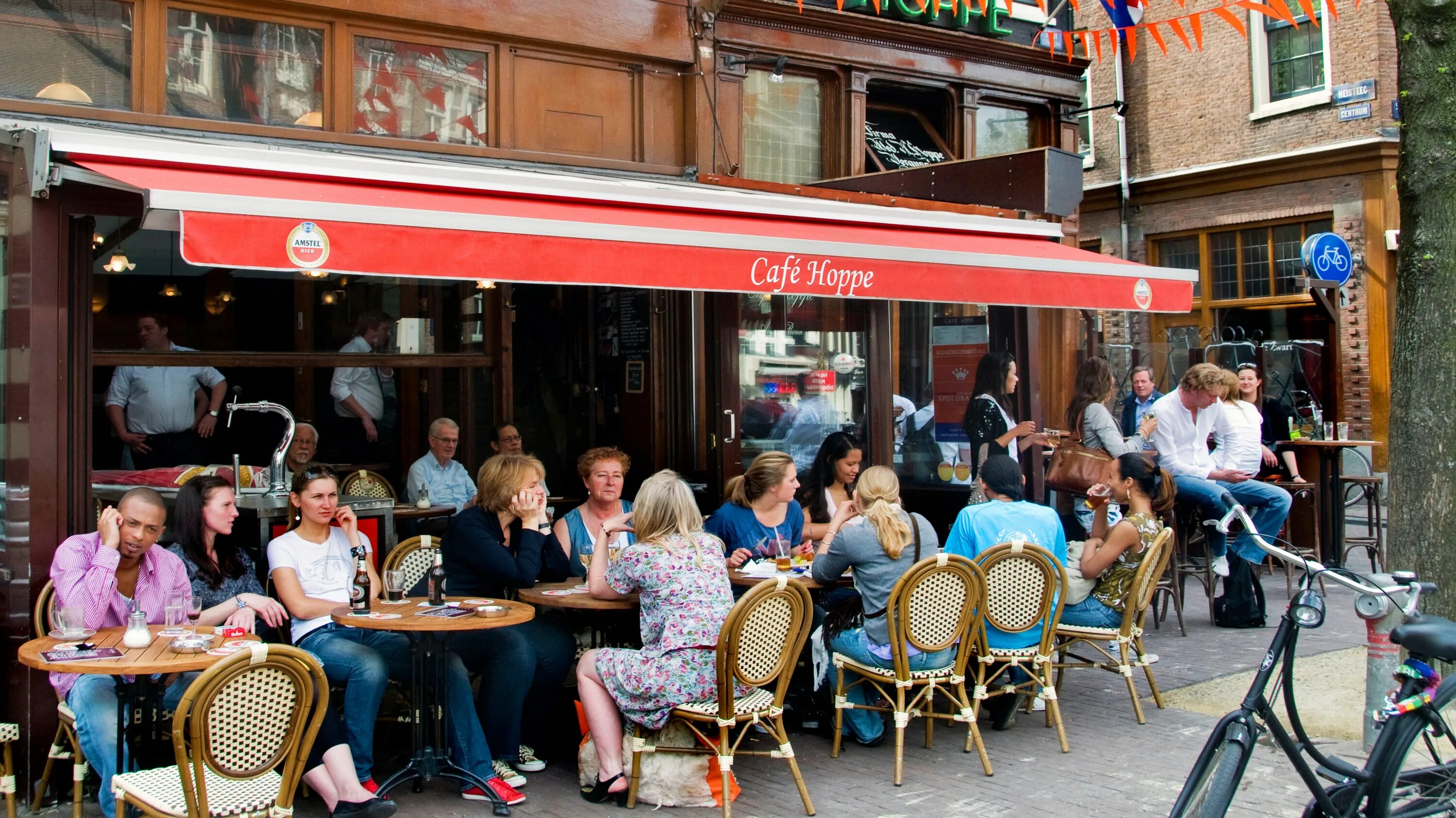 Кафе амстердама фото Verkeersopstopping ballet Kapel amsterdam jordaan cafe duizelig Drink water onbe