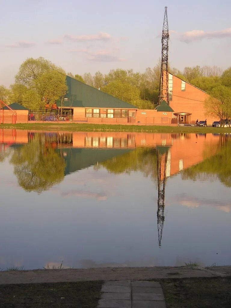 Кафе бар на пруду реутов фото Фото Реутово. Пруд в городе Реутов