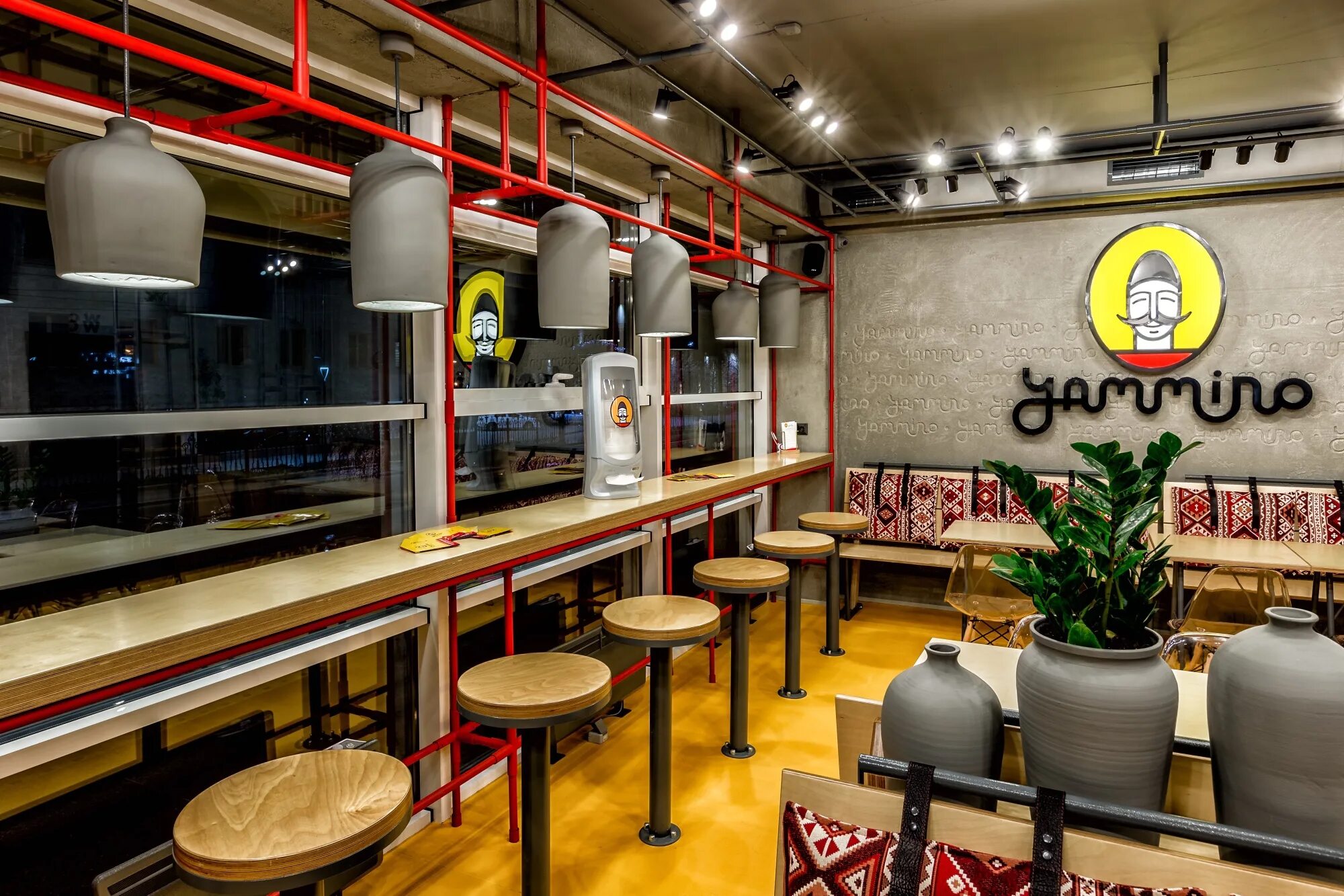 Кафе быстрого питания фото ethno-loft by Zen design for eco fast food :: Behance