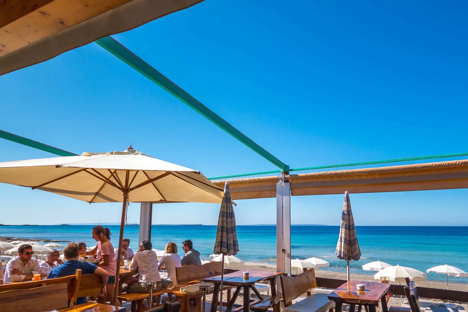 Кафе на пляже фото A Restaurant, beach service, terrace and cocktails bar. Since 1993 we have been 