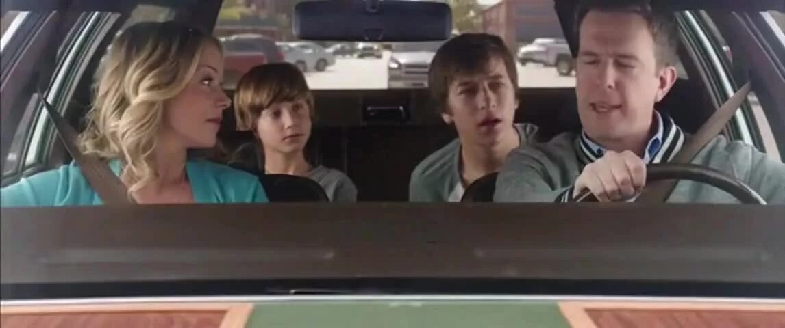 Каникулы фильм актеры и роли фото Yarn he keeps it. Vacation 2015 (2015) Video clips by quotes, clip /text f3a1b5b