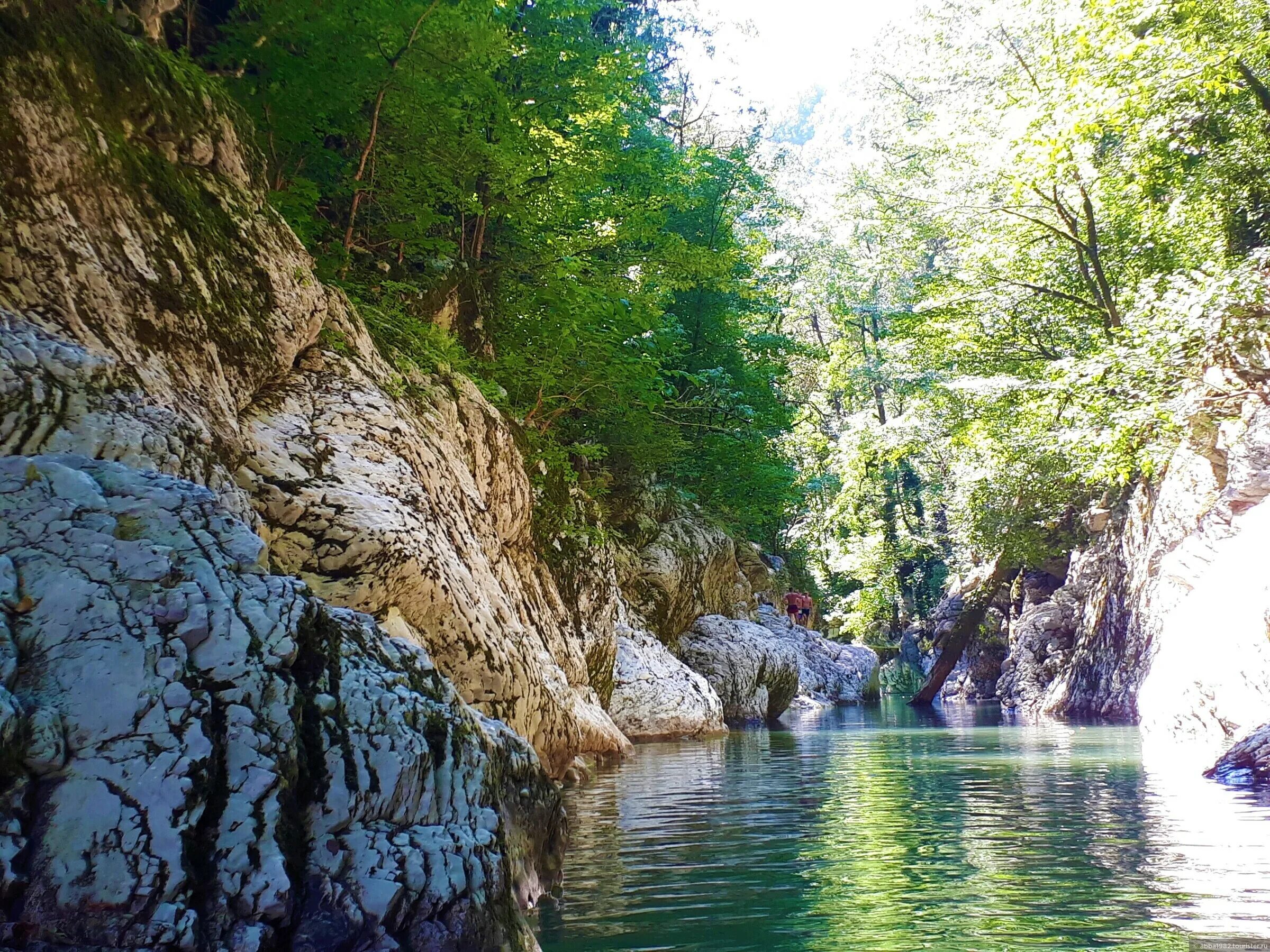 Каньон чертовы ворота хоста фото Каньон "Белые Скалы". Водопад "Белые Скалы". Купель на "Белых Скалах". Река "Бол