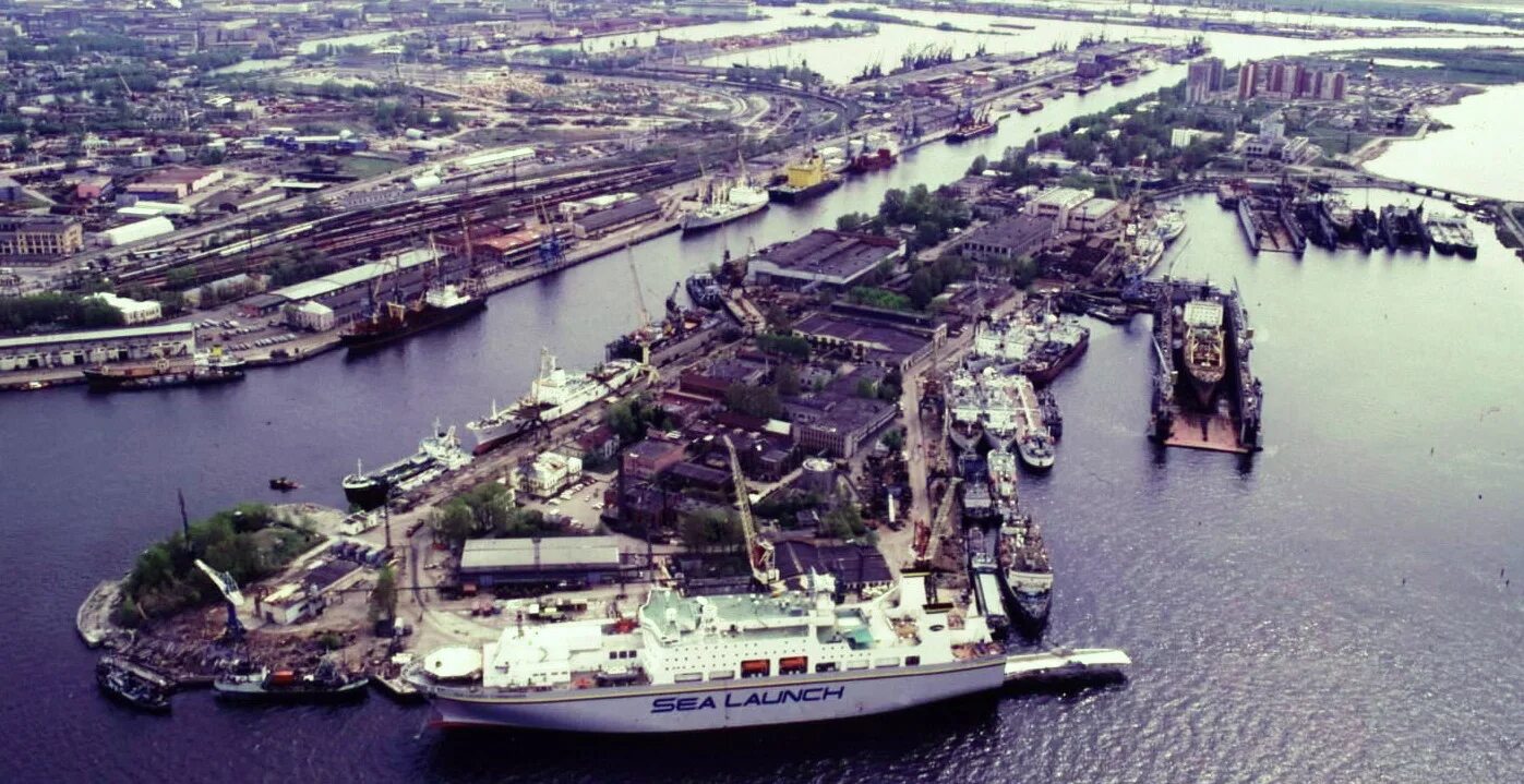 Канонерский судоремонтный завод канонерский остров 41 фото Photo: Kanonersky sudoremontny zavod, shipbuilding, ship repair, Saint Petersbur