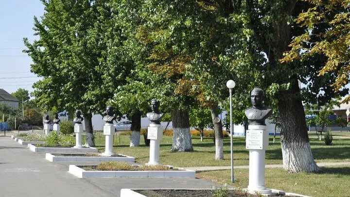 Кантемировка фото поселка Картинки ПАМЯТНЫЕ МЕСТА ПОСЕЛКА