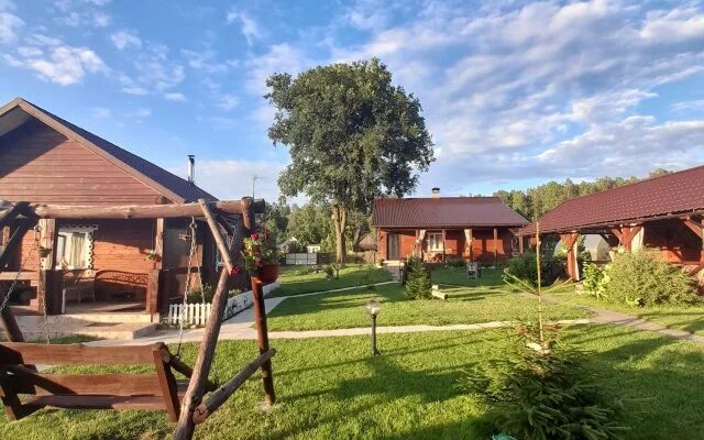 Кантри село успенское 35 фото Гостевые дома в Дмитровичах - забронировать гостиницу в Дмитровичах, цены 2023 н