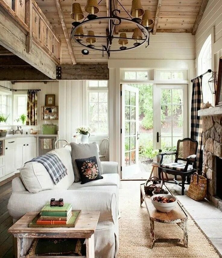 Кантри стиль в интерьере дачи Pin by Juana Pineda on english country Small living room design, Farm house livi