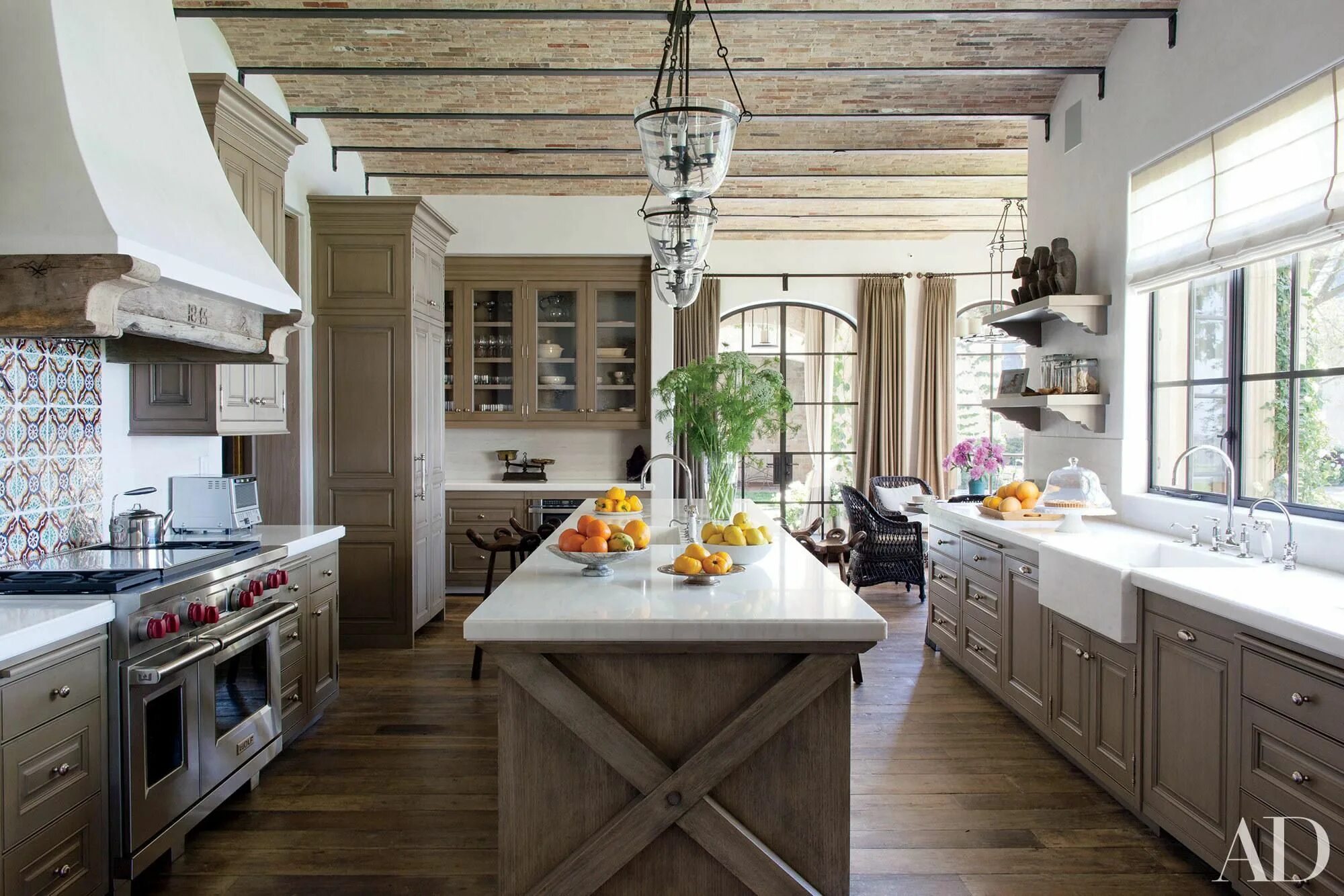 Кантри в интерьере кухни 13 Alluring Modern Farmhouse Kitchens Farmhouse kitchen design, Modern farmhouse