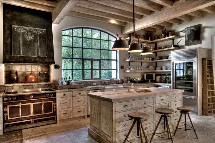 Кантри в интерьере кухни arched cast range hood - Google Search Mediterranean kitchen design, Rustic farm
