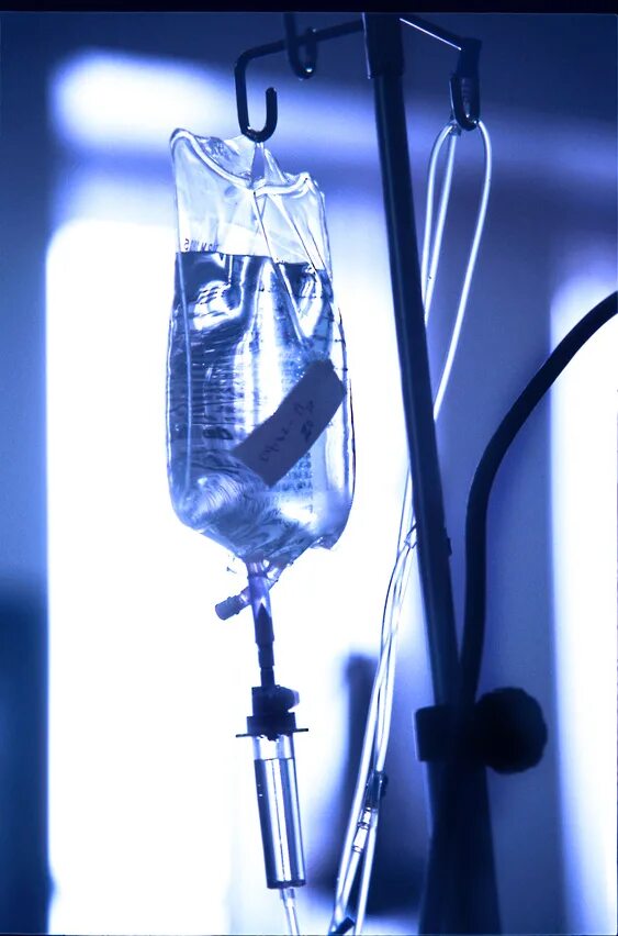 Капельница медицинская фото Dendritic Cell Vaccines Are Changing Cancer Treatment Focus in the U.S. The Isse