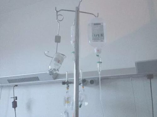 Капельница ночью фото closed: may I look over through the hospital window. Blue hair.. Not a girls.. I