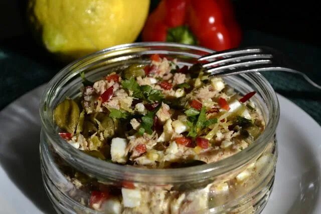 Каперсы салаты рецепты с фото Лабиринты вкуса: Салат из тунца с каперсами Ethnic recipes, Food, Salad