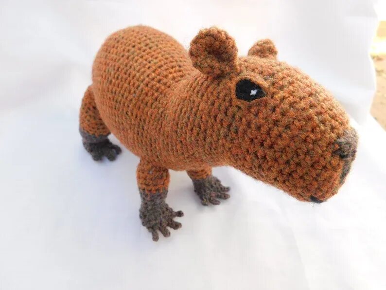 Капибару связать крючком схема и описание большую Crochet a Cute Capi The Capybara - KnitHacker Crochet patterns, Baby yarn, Capyb