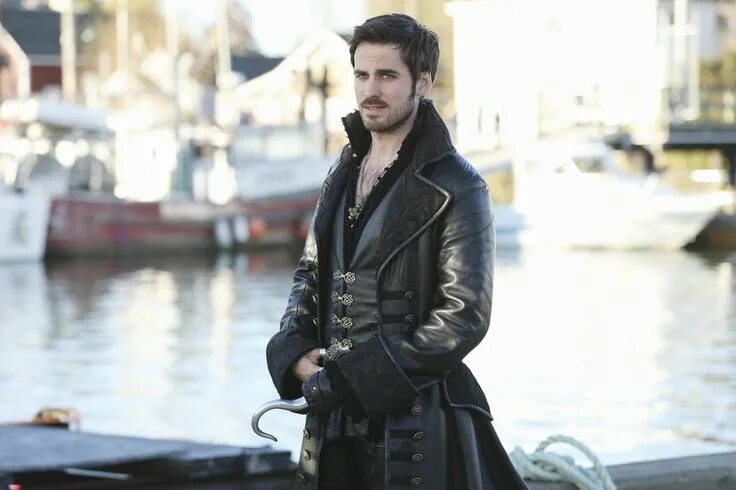Капитан крюк однажды в сказке фото 7 Facts About Once Upon a Time Hearthrob Colin O'Donoghue Peter pan costumes, Ca