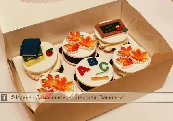 Капкейки на день учителя фото Капкейки для учителя категории "Капкейки для школьников и учителей" - Раменское,