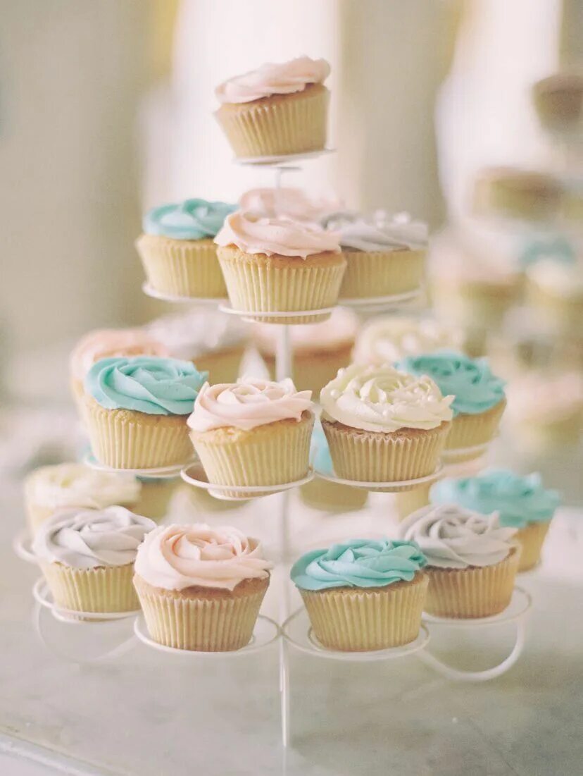 Капкейки на свадьбу фото Pin on Wedding desserts