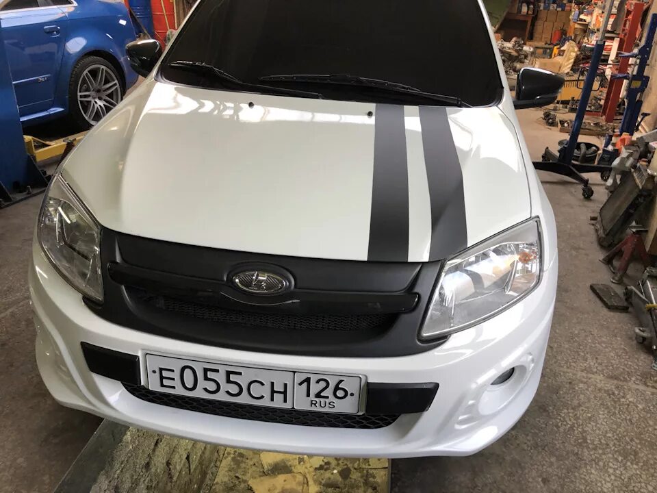 Капот лада гранта тюнинг Замена масла и новая ручка кпп - Lada Granta Sport, 1,6 л, 2017 года тюнинг DRIV
