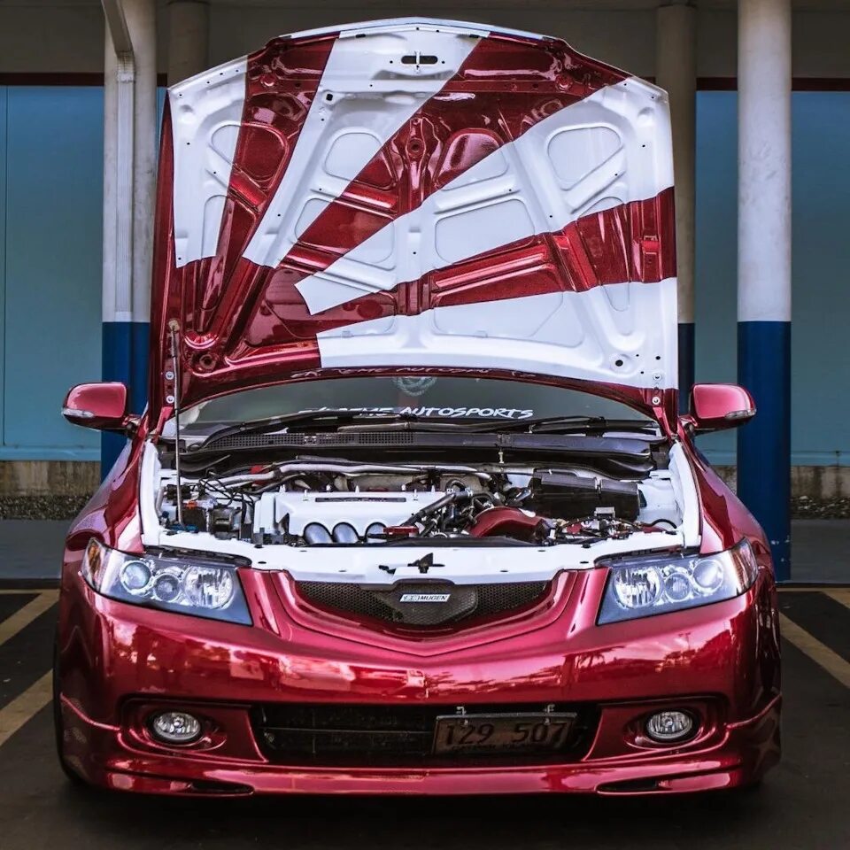 Капот машины фото Пластиковый капот - Honda Civic Hatchback (6G), 1,5 л, 2000 года стайлинг DRIVE2