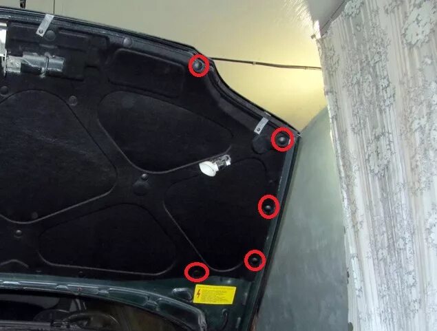 Капот нива шевроле изнутри фото Removing and installing the Chevrolet Niva hood
