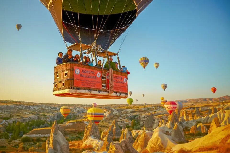 Каппадокия полет на воздушном шаре фото Cappadocia: Fairy Chimneys Balloon Flight with Breakfast GetYourGuide