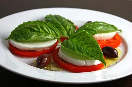 Капризе салат фото Caprese Salad 1 500 Caprese salad recipe, Caprese salad, Caprese