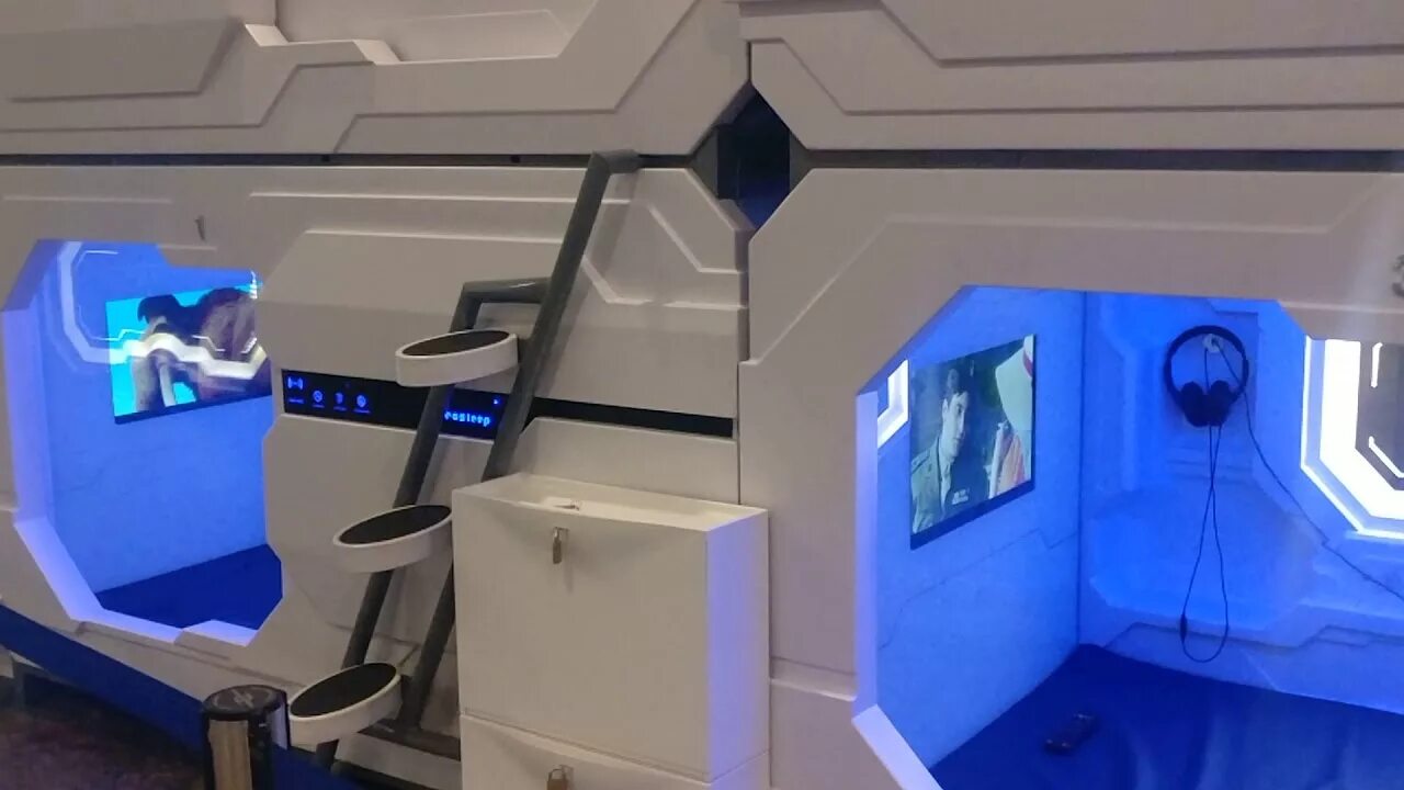 Капсула в аэропорту шереметьево фото Капсулы для сна в аэропорте Шереметьево - YouTube