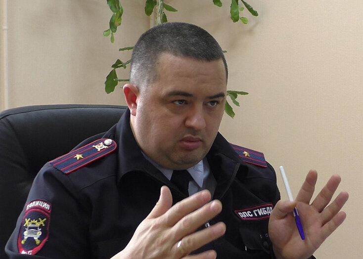 Капцов виталий николаевич гибдд саратов фото В Вольске майор полиции избил в изоляторе прапорщика Вольск.ру Дзен