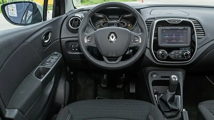 Каптур внутри фото А он чижика съел: тест-драйв Renault Kaptur 4х2 - КОЛЕСА.ру - автомобильный журн