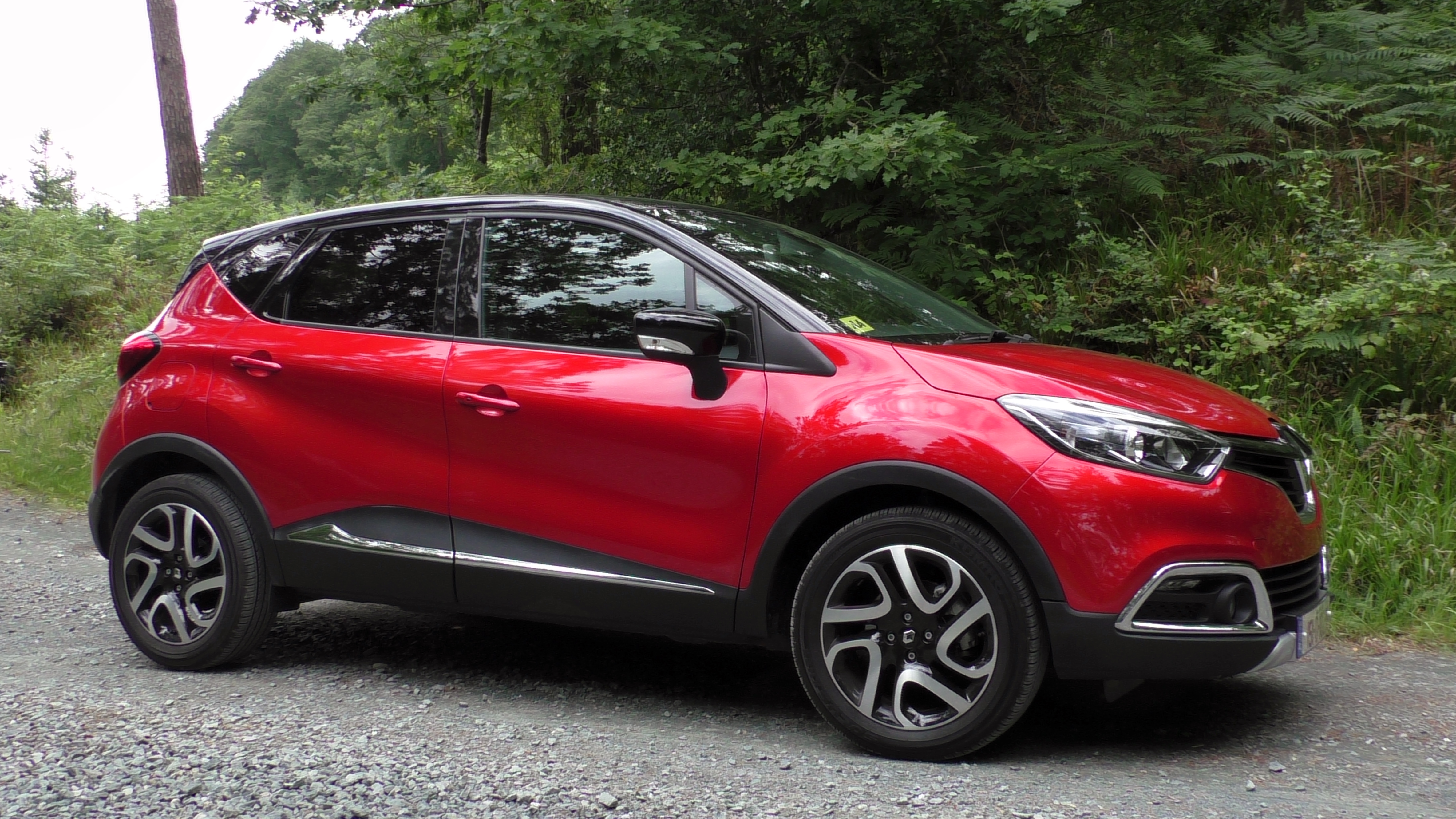 Каптюр рено каптур фото Renault Captur Review (2015) - Changing Lanes