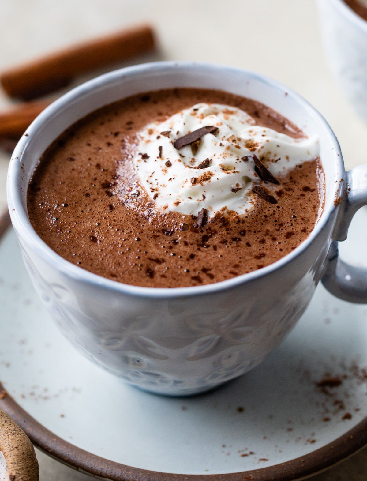Капучино с шоколадом фото How to Make Hot Chocolate - WellPlated.com