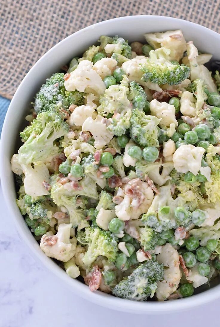 Капуста брокколи фото рецепты салаты Easy Broccoli Salad has always been one of my favorite side dish salads at famil
