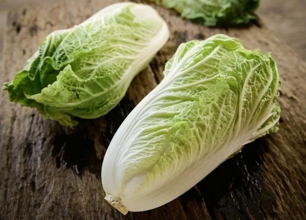 Капуста китайская листовая фото Как можно вкусно приготовить салат с пекинской капустой и куриной грудкой, какие